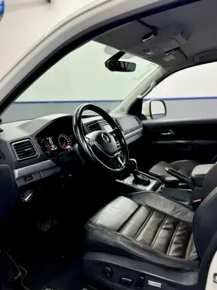 VOLKSWAGEN-AMAROK-2017