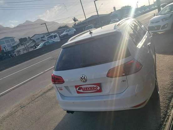 VOLKSWAGEN-GOLF-2016