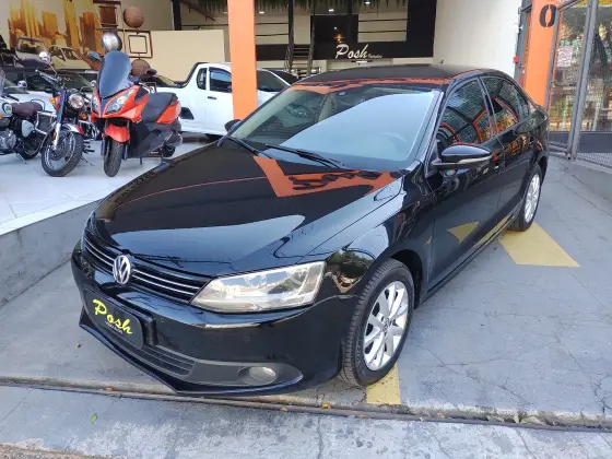 VOLKSWAGEN JETTA 2.0 COMFORTLINE FLEX 4P TIPTRONIC