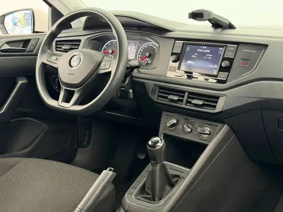 VOLKSWAGEN-POLO-1.0 MPI TOTAL FLEX MANUAL VOLKSWAGEN-POLO-2021