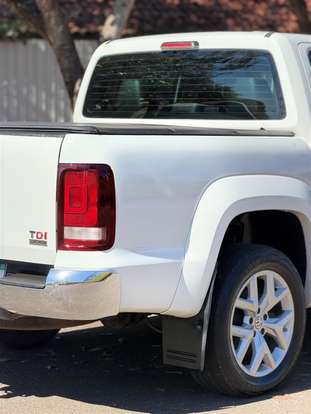 VOLKSWAGEN-AMAROK-2013