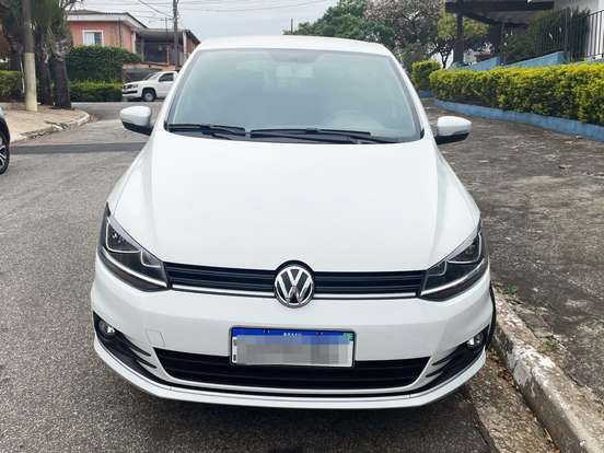 VOLKSWAGEN-FOX-2019