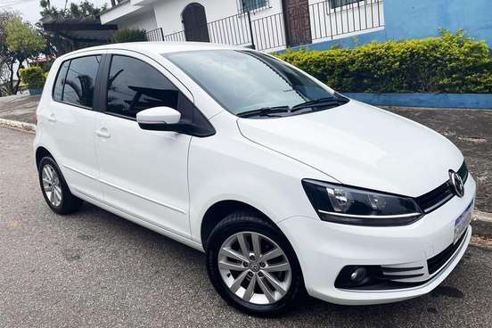 VOLKSWAGEN-FOX-1.6 MSI TOTAL FLEX CONNECT 4P MANUAL VOLKSWAGEN-FOX-2019