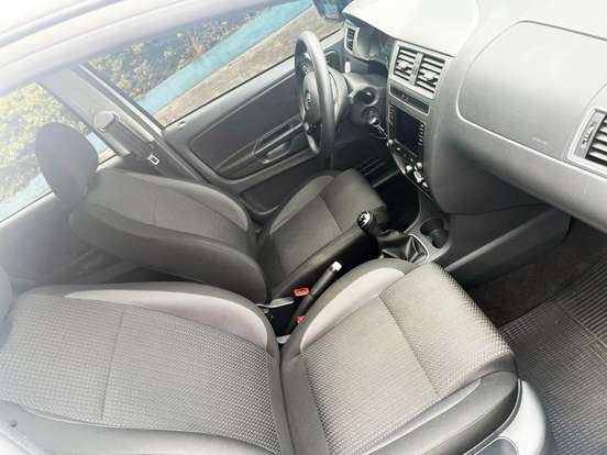 VOLKSWAGEN-FOX-1.6 MSI TOTAL FLEX CONNECT 4P MANUAL VOLKSWAGEN-FOX-2019