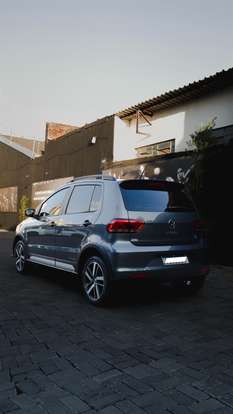 VOLKSWAGEN-FOX-2020