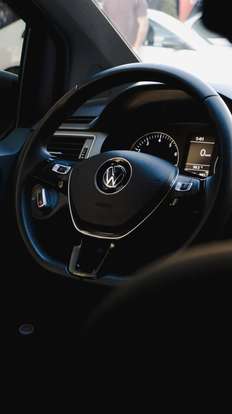 VOLKSWAGEN-FOX-2020