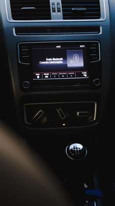 VOLKSWAGEN-FOX-2020