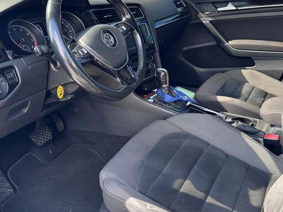 VOLKSWAGEN-GOLF-1.4 TSI HIGHLINE 16V GASOLINA 4P AUTOMÁTICO VOLKSWAGEN-GOLF-2015