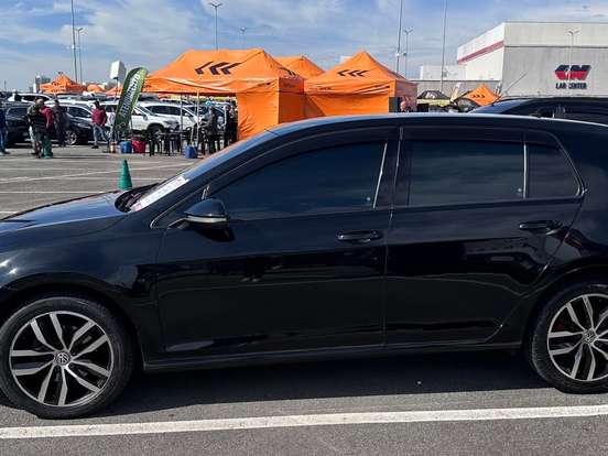 VOLKSWAGEN-GOLF-1.4 TSI HIGHLINE 16V GASOLINA 4P AUTOMÁTICO VOLKSWAGEN-GOLF-2015