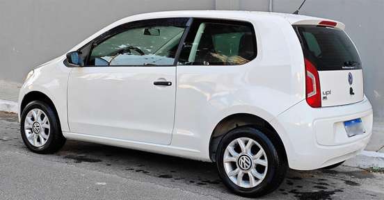 VOLKSWAGEN-UP-1.0 MPI TAKE UP 12V FLEX 2P MANUAL VOLKSWAGEN-UP-2015