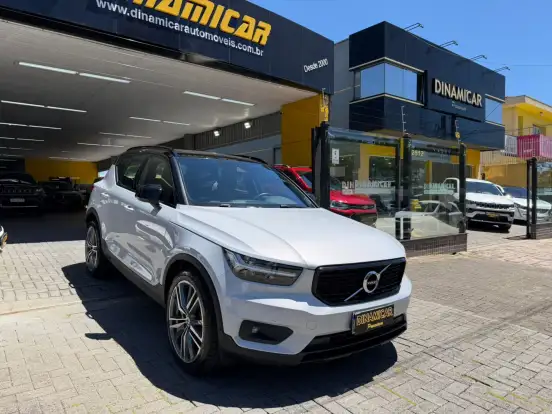 VOLVO-XC40-1.5 T5 RECHARGE R-DESIGN GEARTRONIC VOLVO-XC40-2021