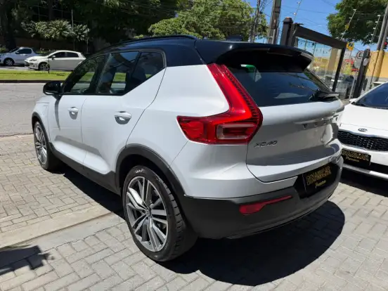 VOLVO-XC40-1.5 T5 RECHARGE R-DESIGN GEARTRONIC VOLVO-XC40-2021