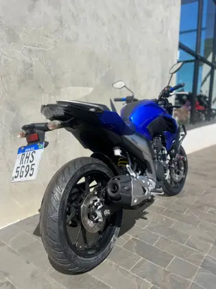 YAMAHA FZ25 FAZER ABS 