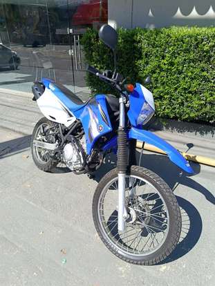 YAMAHA-XTZ 250 LANDER-2011
