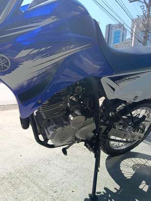 YAMAHA-XTZ 250 LANDER YAMAHA-XTZ 250 LANDER-2011