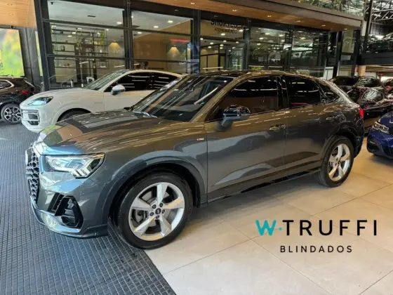 AUDI Q3 2.0 40 TFSI GASOLINA SPORTBACK PERFORMANCE BLACK QUATTRO TIPTRONIC