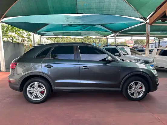AUDI-Q3-2013