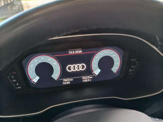 AUDI-Q3-2.0 40 TFSI GASOLINA SPORTBACK PERFORMANCE QUATTRO TIPTRONIC AUDI-Q3-2023