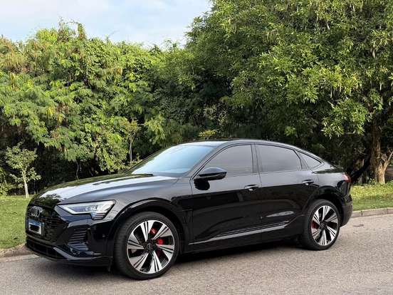 AUDI-Q8 E-TRON-55 ELÉTRICO SPORTBACK PERFORMANCE BLACK QUATTRO AUDI-Q8 E-TRON-2023