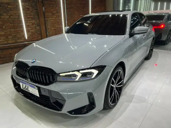 BMW 330e 2.0 16V TURBO HÍBRIDO M SPORT AUTOMÁTICO BMW 330e 2.0 16V TURBO HÍBRIDO M SPORT AUTOMÁTICO