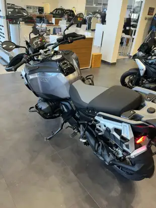 BMW-R 1300 GS ADVENTURE TRIPLE BLACK-2026