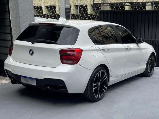 BMW-116i-1.6 16V TURBO GASOLINA 4P AUTOMÁTICO BMW-116i-2013