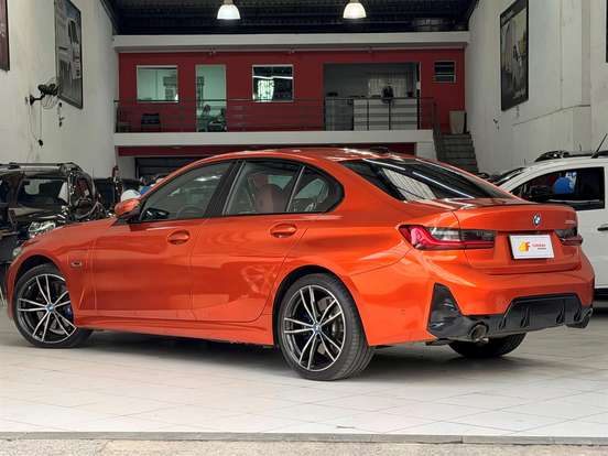 BMW-330e-2.0 16V TURBO HÍBRIDO M SPORT AUTOMÁTICO BMW-330e-2023