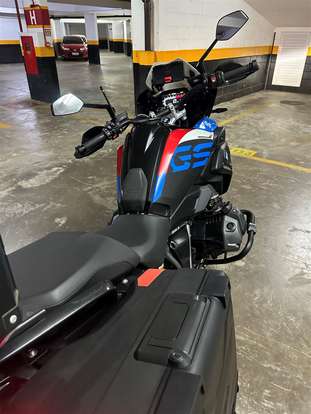 BMW-R 1250 GS PREMIUM TRIPLE BLACK-2023
