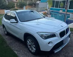 BMW X1 2.0 18I S-DRIVE 4X2 16V GASOLINA 4P AUTOMÁTICO BMW X1 2.0 18I S-DRIVE 4X2 16V GASOLINA 4P AUTOMÁTICO