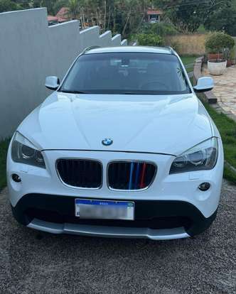 BMW-X1-2011