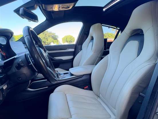 BMW-X6-4.4 M 4X4 COUPÉ V8 32V BI-TURBO GASOLINA 4P AUTOMÁTICO BMW-X6-2018