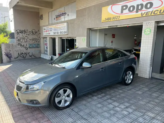 CHEVROLET CRUZE 1.8 LT 16V FLEX 4P MANUAL CHEVROLET CRUZE 1.8 LT 16V FLEX 4P MANUAL