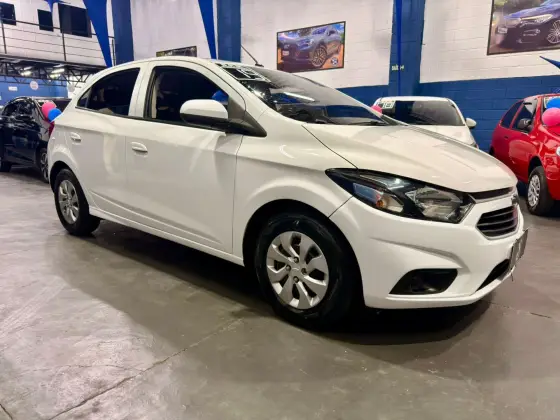 CHEVROLET ONIX 1.0 MPFI LT 8V FLEX 4P MANUAL CHEVROLET ONIX 1.0 MPFI LT 8V FLEX 4P MANUAL