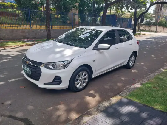 CHEVROLET ONIX 1.0 TURBO FLEX LT AUTOMÁTICO CHEVROLET ONIX 1.0 TURBO FLEX LT AUTOMÁTICO