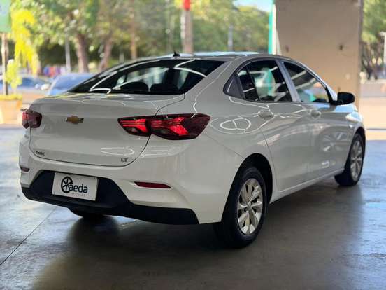 CHEVROLET-ONIX-2022