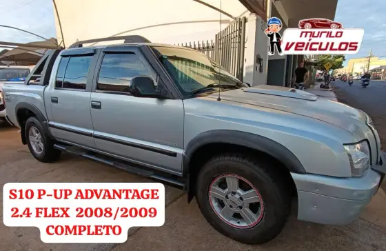 CHEVROLET S10 2.4 ADVANTAGE 4X2 CD 8V FLEX 4P MANUAL CHEVROLET S10 2.4 ADVANTAGE 4X2 CD 8V FLEX 4P MANUAL