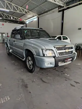 CHEVROLET S10 2.4 MPFI EXECUTIVE 4X2 CD 8V FLEX 4P MANUAL