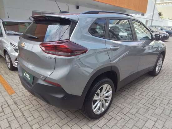 CHEVROLET-TRACKER-2024