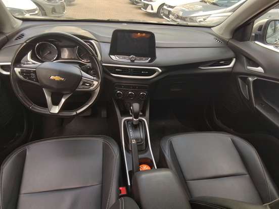 CHEVROLET-TRACKER-2024