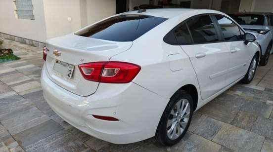 CHEVROLET-CRUZE-2019