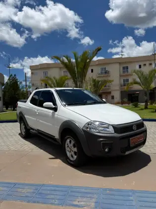 FIAT STRADA 1.4 MPI FREEDOM CD 8V FLEX 3P MANUAL