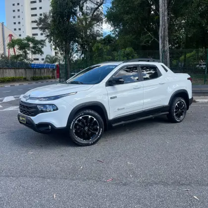 FIAT TORO 2.0 16V TURBO DIESEL ULTRA 4WD AT9