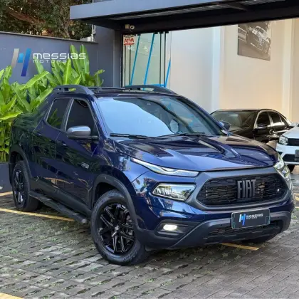 FIAT TORO 2.0 16V TURBO DIESEL ULTRA 4WD AT9 FIAT TORO 2.0 16V TURBO DIESEL ULTRA 4WD AT9