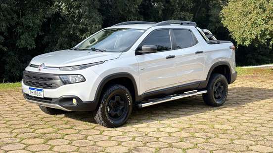 FIAT-TORO-2016
