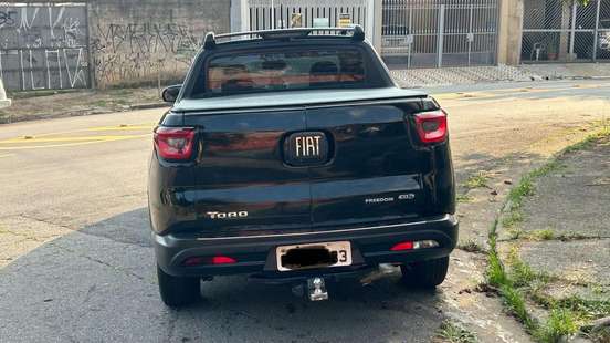 FIAT-TORO-2016