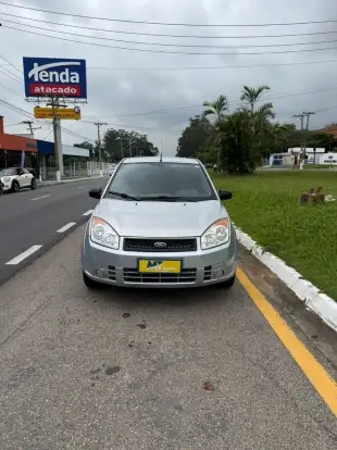 FORD-FIESTA-2009
