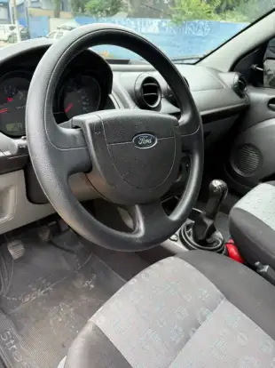 FORD-FIESTA-2009