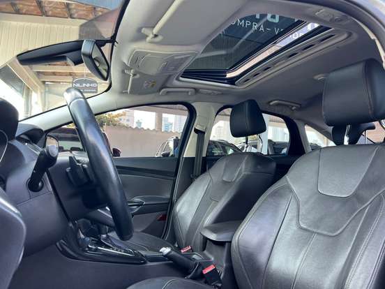 FORD-FOCUS-2017