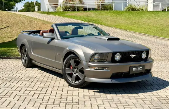 FORD MUSTANG 4.6 GT CONVERSÍVEL V8 24V 2P AUTOMÁTICO