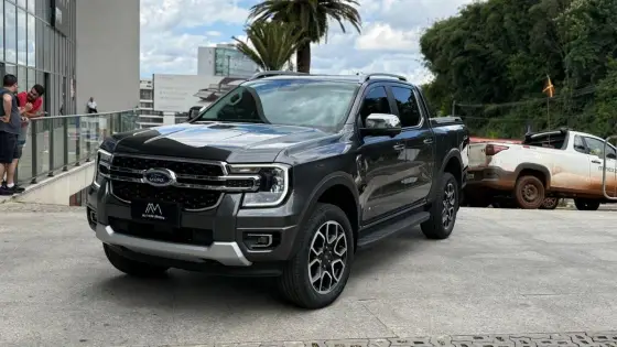 FORD RANGER 3.0 V6 TURBO DIESEL CD LIMITED 4X4 AUTOMÁTICO